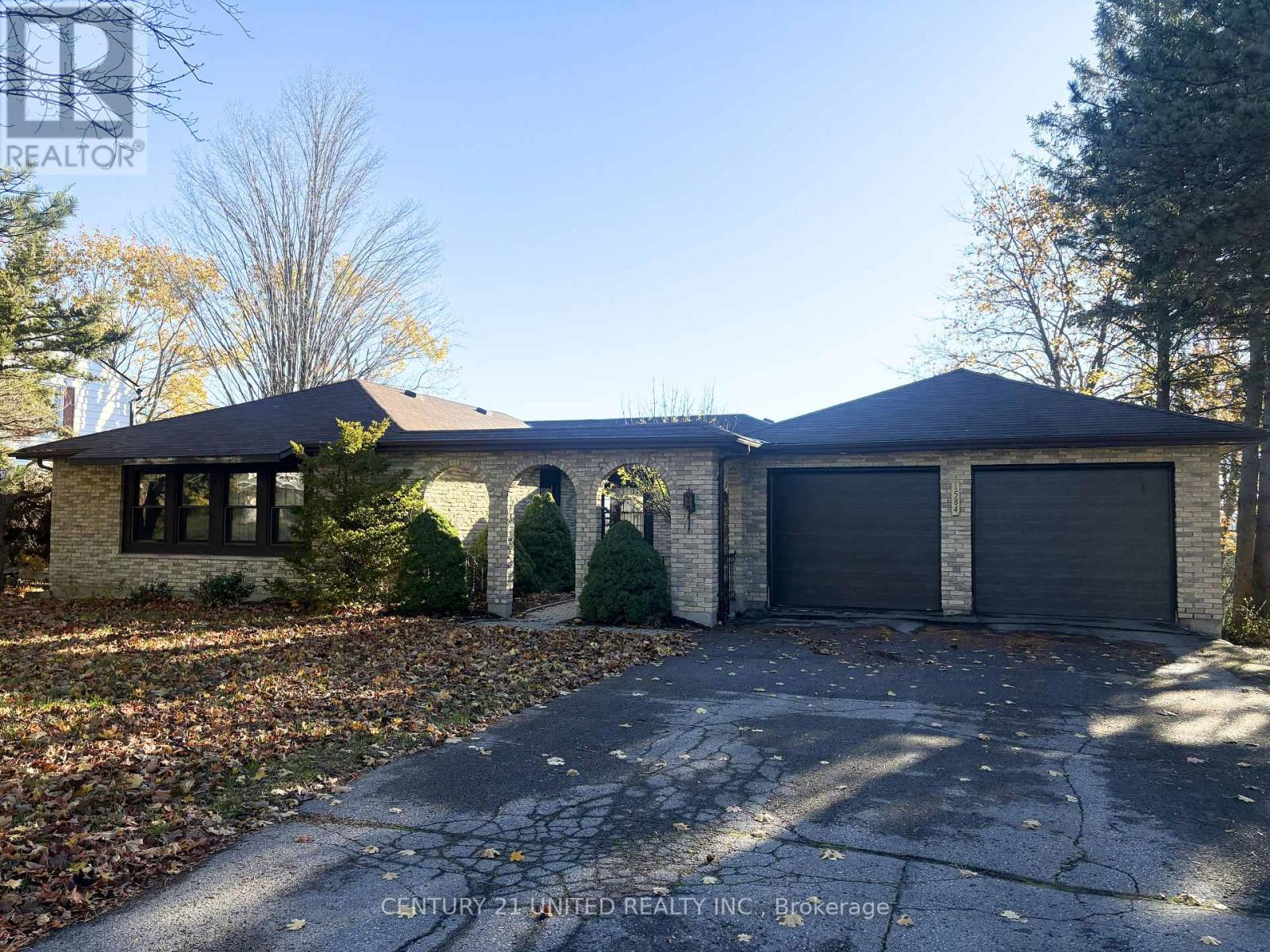 1584 CHAMPLAIN DRIVE, peterborough (northcrest ward 5), Ontario