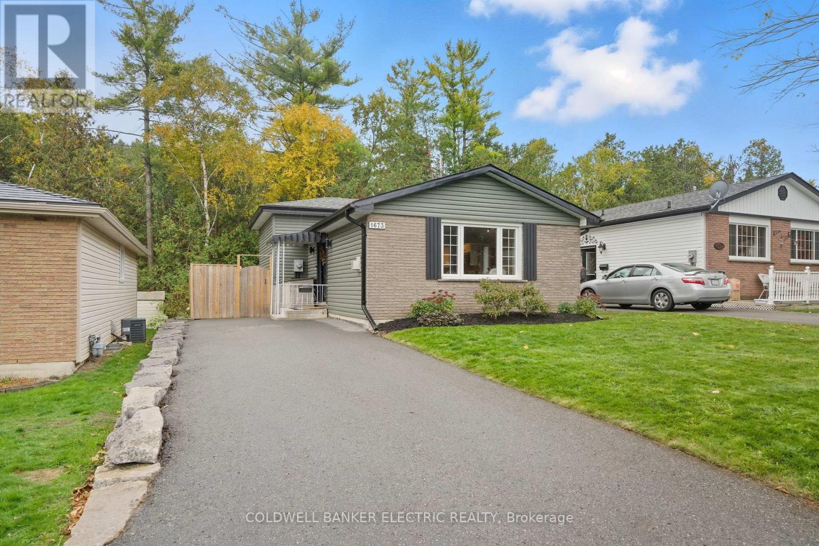 1673 Redwood Drive, Peterborough (Monaghan Ward 2), Ontario  K9K 1M2 - Photo 4 - X12530174