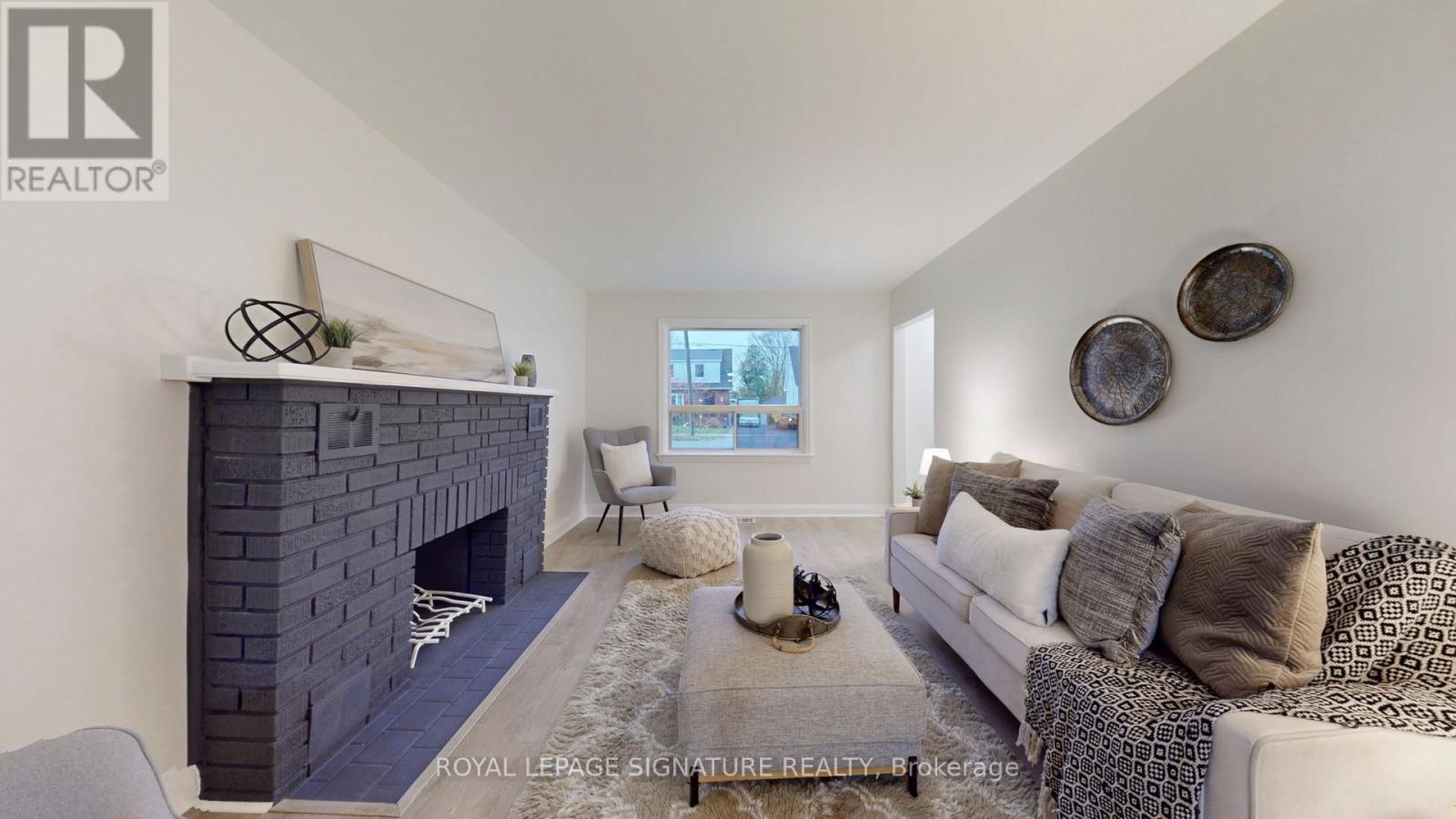 347 Caddy Street, Peterborough (Ashburnham Ward 4), Ontario  K9H 1M2 - Photo 3 - X12530598