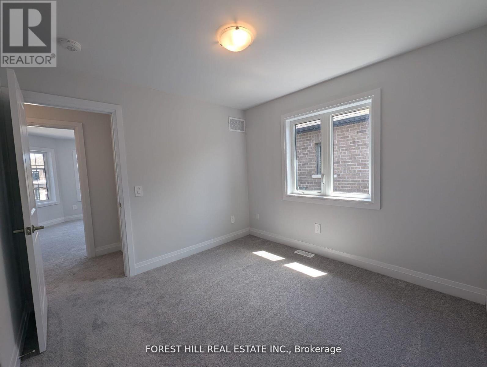 146 St Joseph Road, Kawartha Lakes (Lindsay), Ontario  K9V 0R8 - Photo 35 - X12531054