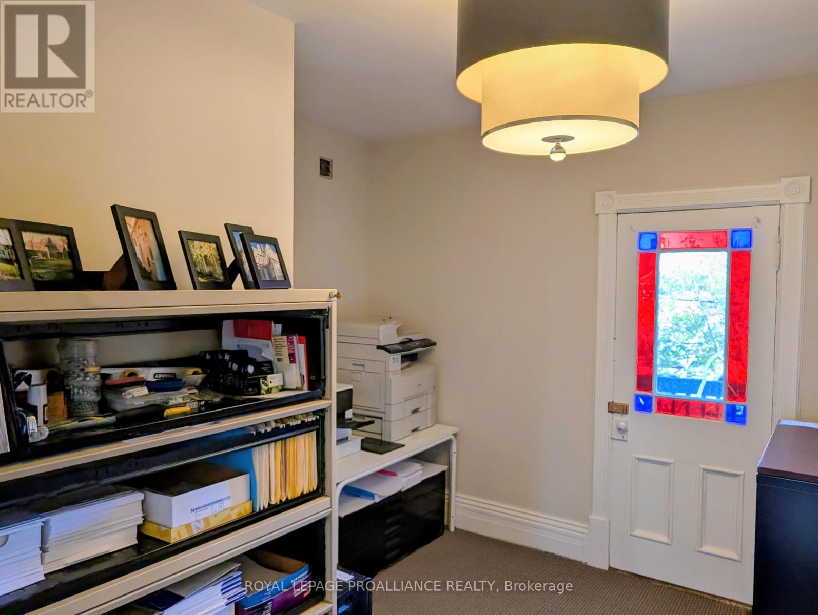 273 Rubidge Street, Peterborough (Town Ward 3), Ontario  K9J 3P1 - Photo 5 - X12531680