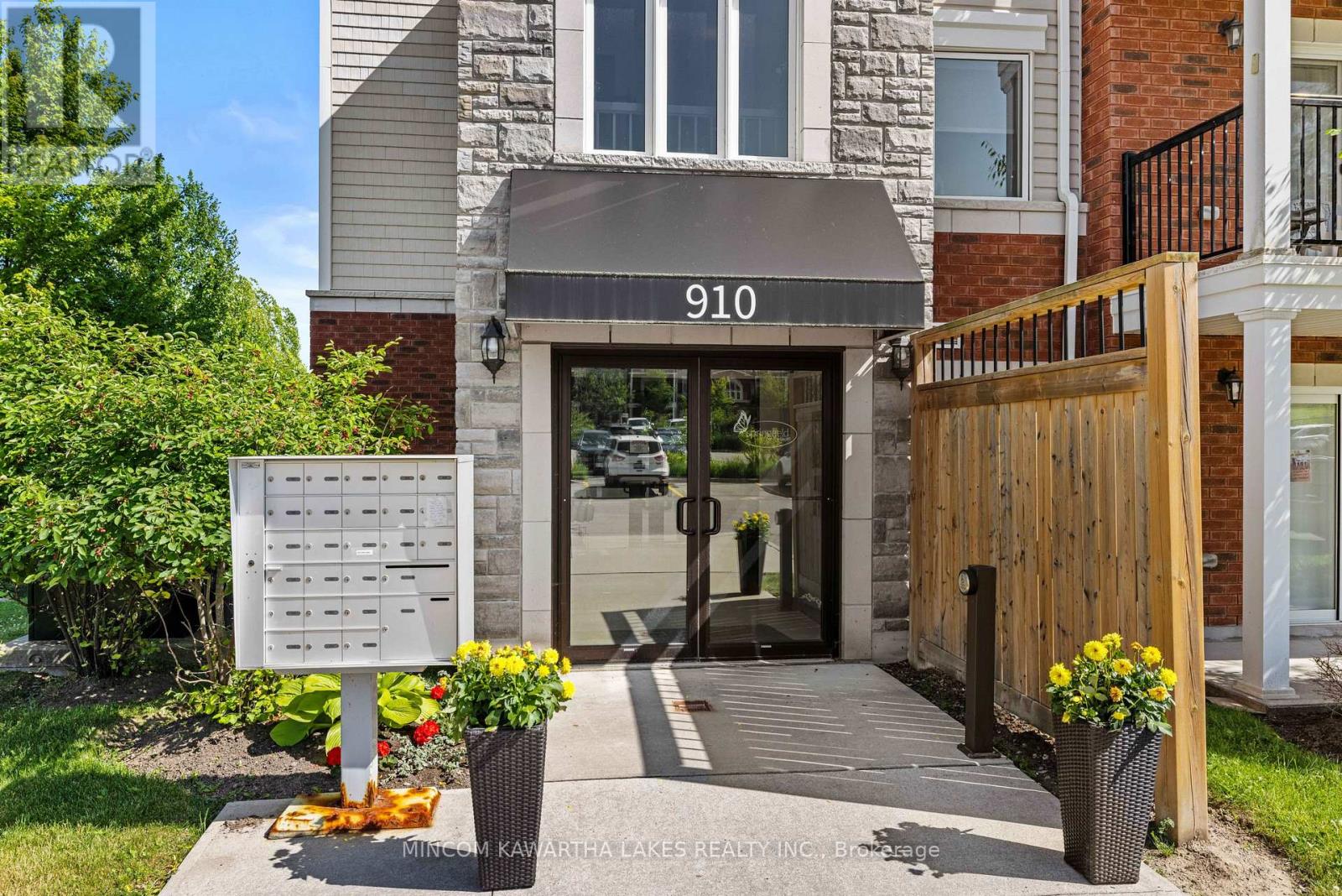 105 - 910 Wentworth Street, Peterborough (Otonabee Ward 1), Ontario  K9J 8R8 - Photo 8 - X12531920