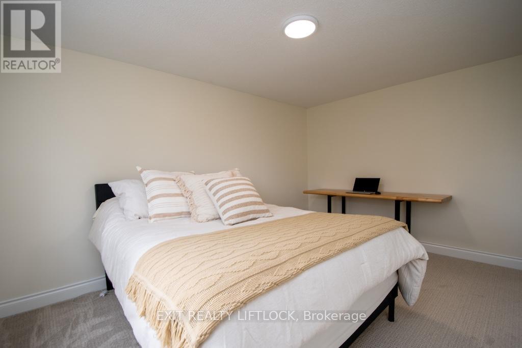 12 - 740 Chamberlain Street, Peterborough (Otonabee Ward 1), Ontario  K9J 4M3 - Photo 18 - X12532252