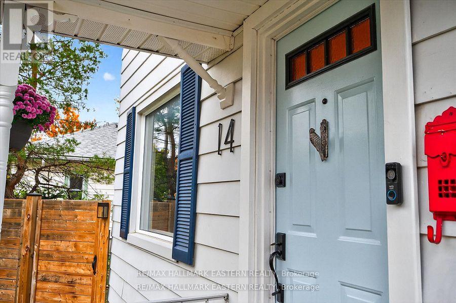 14 Alexander Avenue, Peterborough (Monaghan Ward 2), Ontario  K9J 6B4 - Photo 3 - X12532440