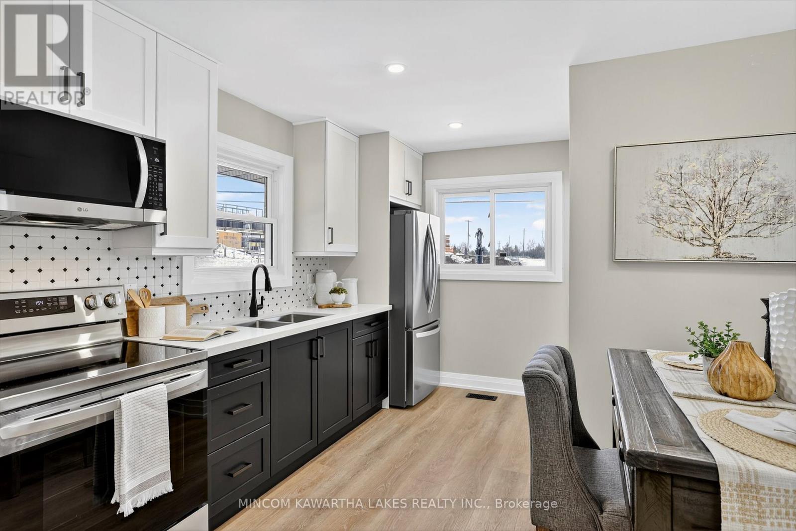 152 Langton Street, Peterborough (Northcrest Ward 5), Ontario  K9H 6K2 - Photo 16 - X12532646