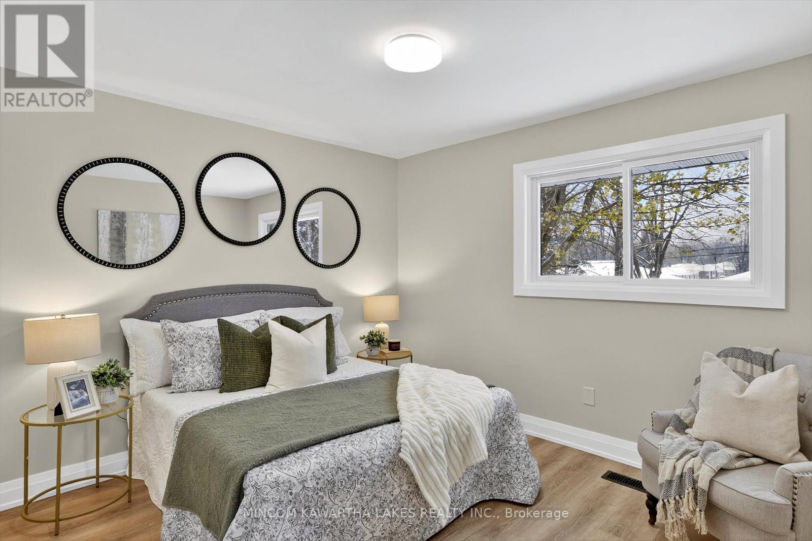 152 Langton Street, Peterborough (Northcrest Ward 5), Ontario  K9H 6K2 - Photo 18 - X12532646