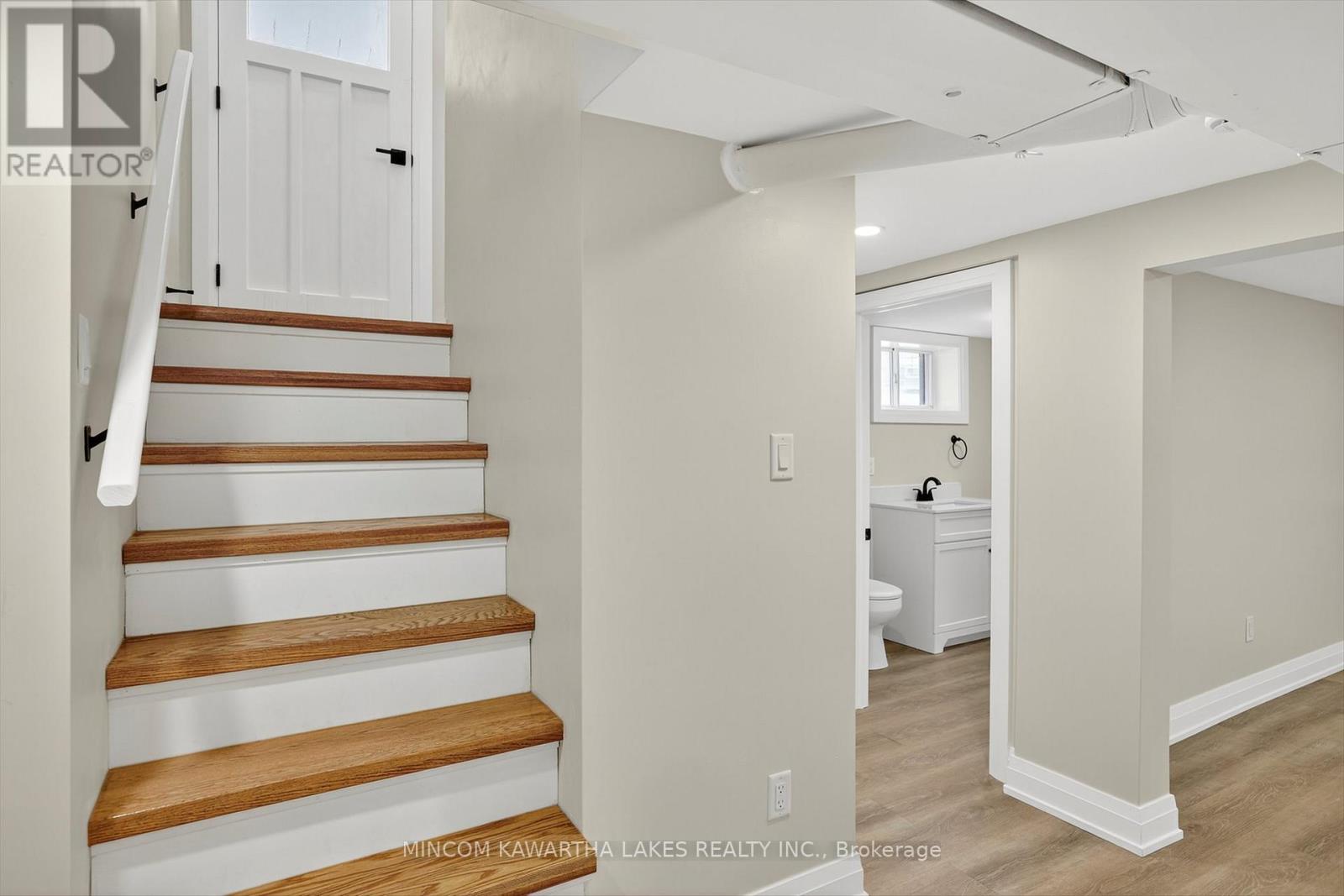 152 Langton Street, Peterborough (Northcrest Ward 5), Ontario  K9H 6K2 - Photo 28 - X12532646