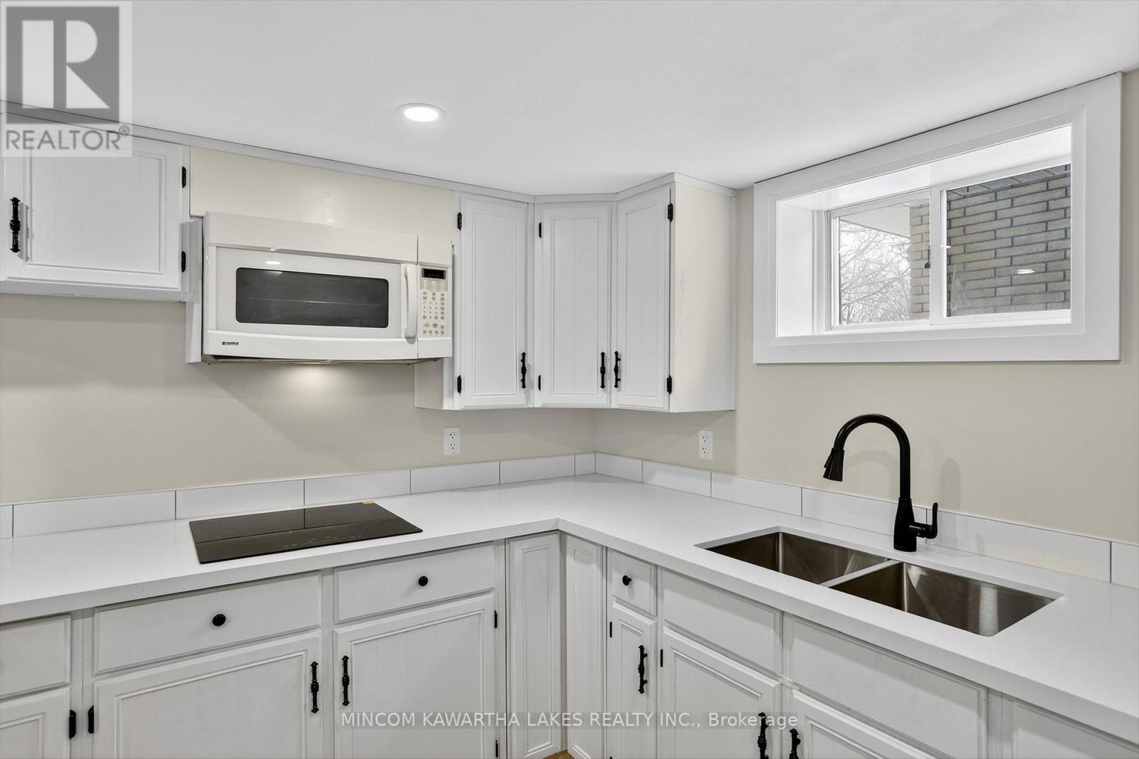 152 Langton Street, Peterborough (Northcrest Ward 5), Ontario  K9H 6K2 - Photo 31 - X12532646