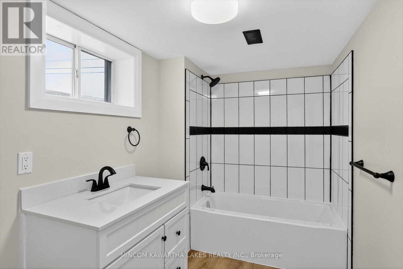 152 Langton Street, Peterborough (Northcrest Ward 5), Ontario  K9H 6K2 - Photo 34 - X12532646