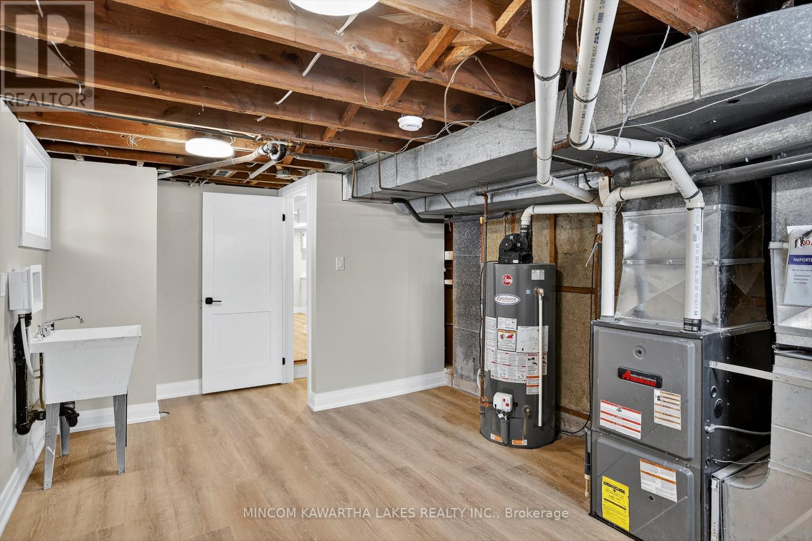 152 Langton Street, Peterborough (Northcrest Ward 5), Ontario  K9H 6K2 - Photo 40 - X12532646