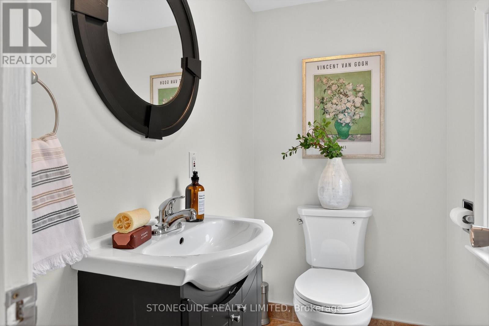 754 Hopkins Avenue, Peterborough (Town Ward 3), Ontario  K9J 4Y5 - Photo 19 - X12533000