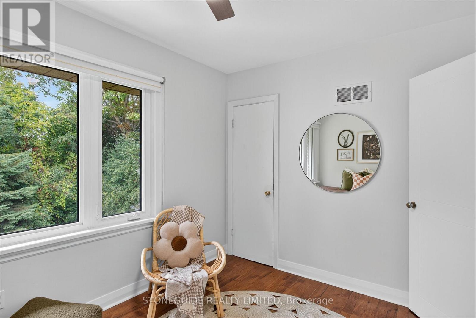 754 Hopkins Avenue, Peterborough (Town Ward 3), Ontario  K9J 4Y5 - Photo 32 - X12533000