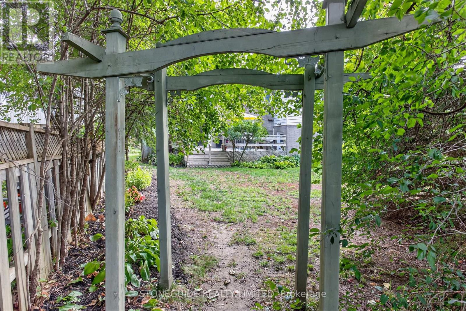 754 Hopkins Avenue, Peterborough (Town Ward 3), Ontario  K9J 4Y5 - Photo 46 - X12533000