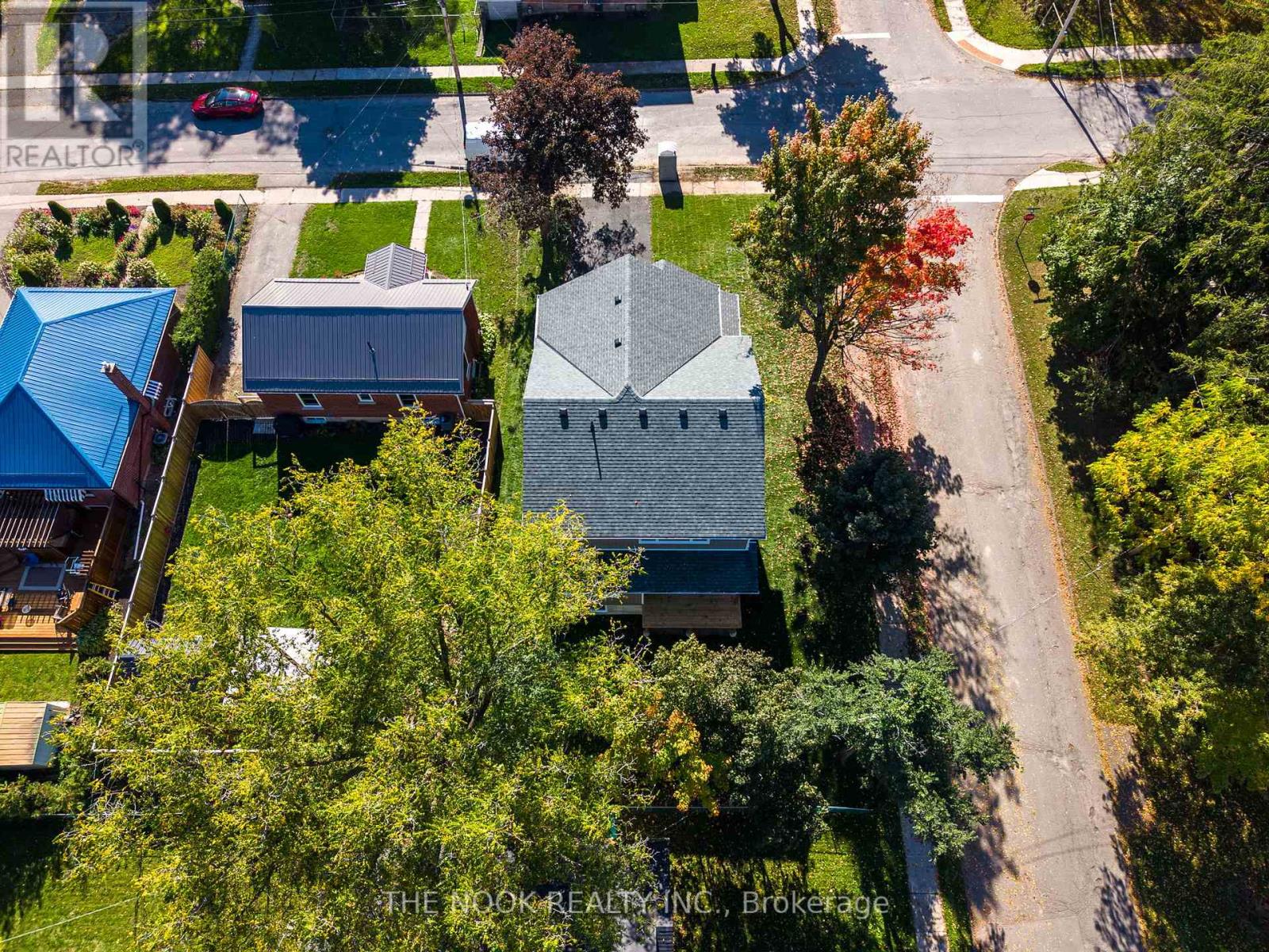 50 Russell Street E, Kawartha Lakes (Lindsay), Ontario  K9V 2A6 - Photo 47 - X12533052