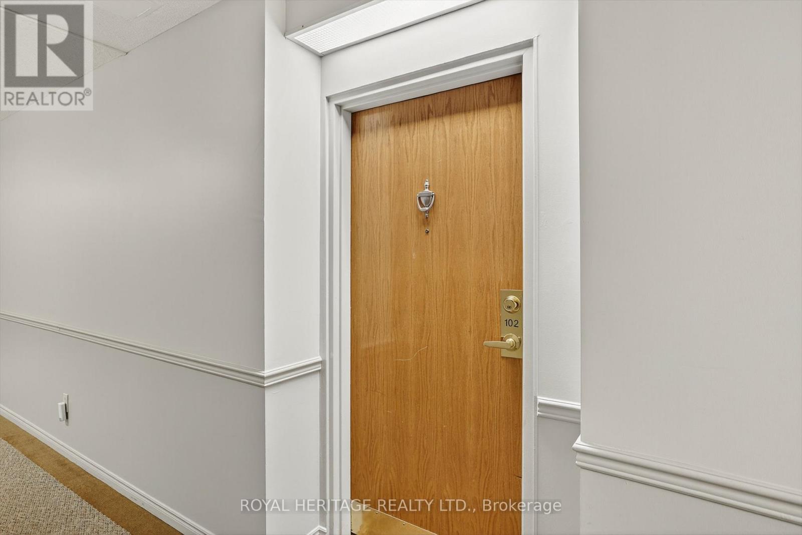 102 - 1 Heritage Way N, Kawartha Lakes (Lindsay), Ontario  K9V 5P9 - Photo 3 - X12532926