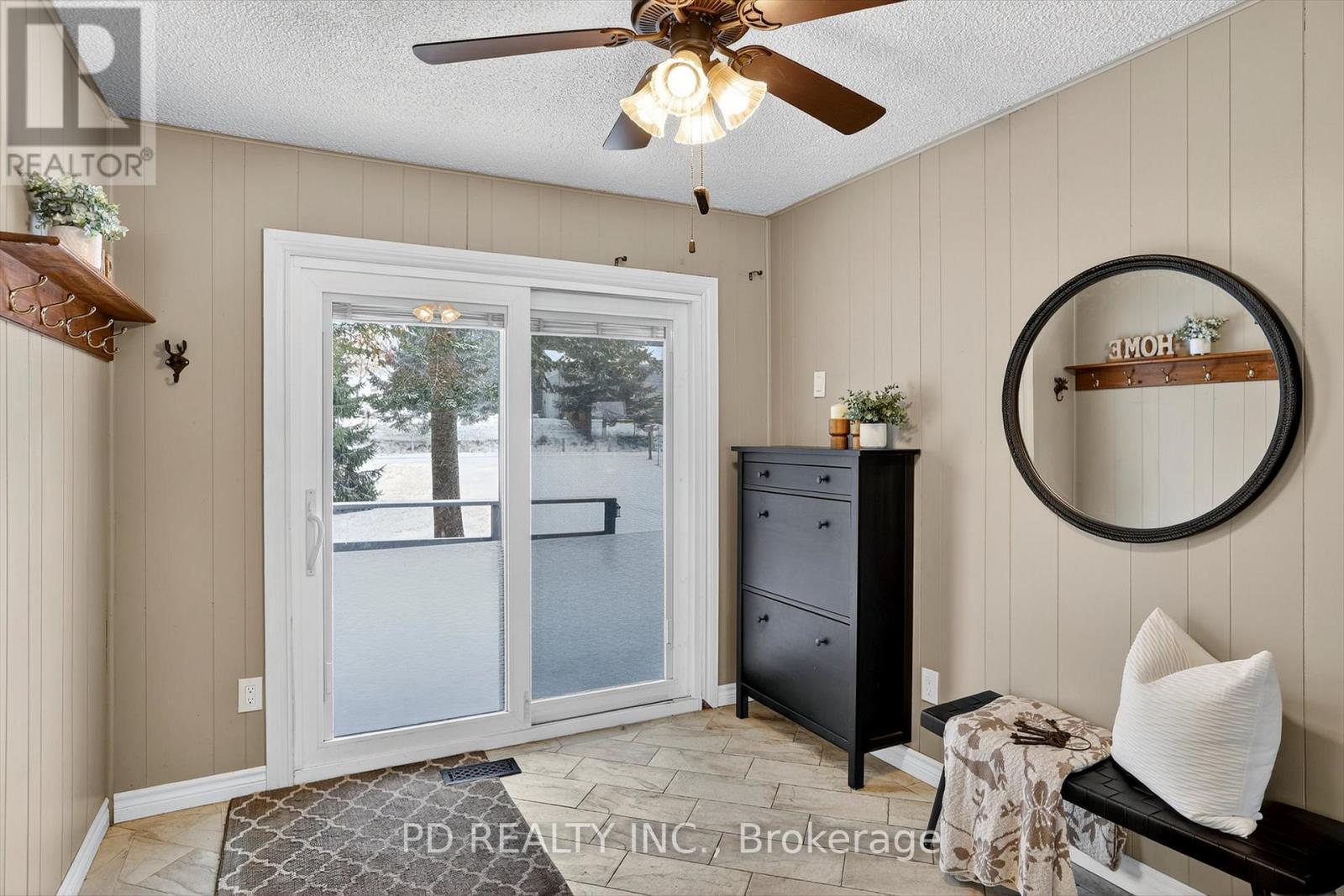 200 Charlore Park Drive, Kawartha Lakes (Omemee), Ontario  K0L 2W0 - Photo 3 - X12534030