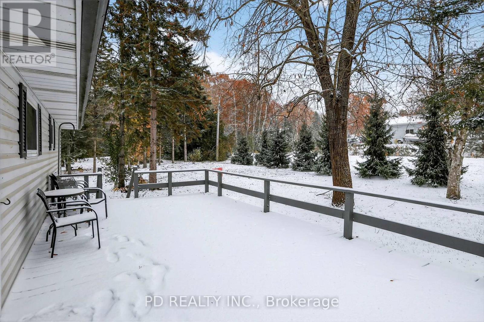 200 Charlore Park Drive, Kawartha Lakes (Omemee), Ontario  K0L 2W0 - Photo 32 - X12534030