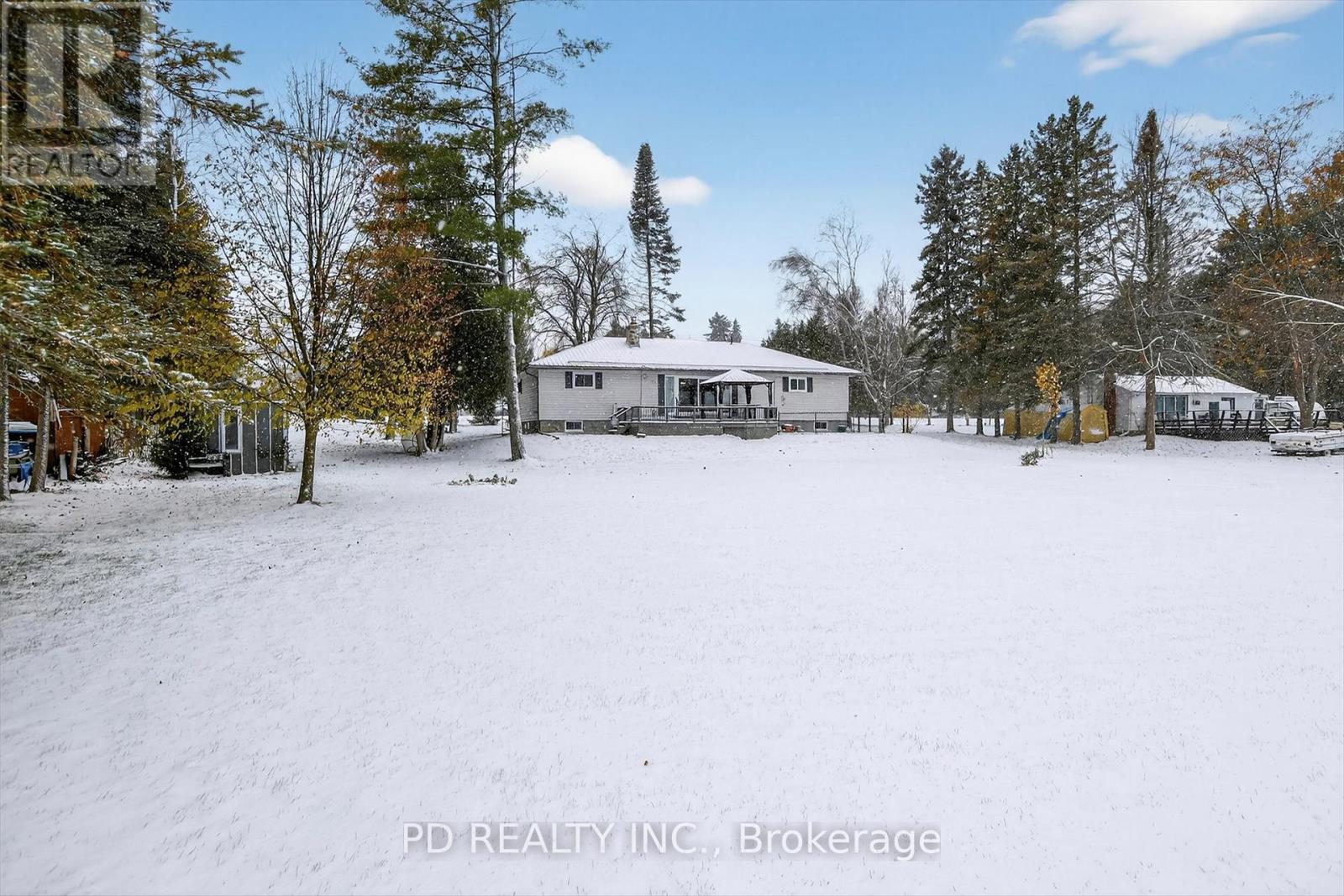 200 Charlore Park Drive, Kawartha Lakes (Omemee), Ontario  K0L 2W0 - Photo 37 - X12534030