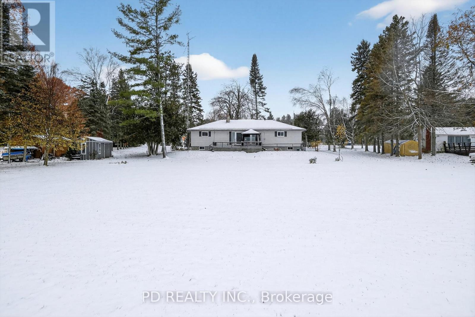 200 Charlore Park Drive, Kawartha Lakes (Omemee), Ontario  K0L 2W0 - Photo 38 - X12534030