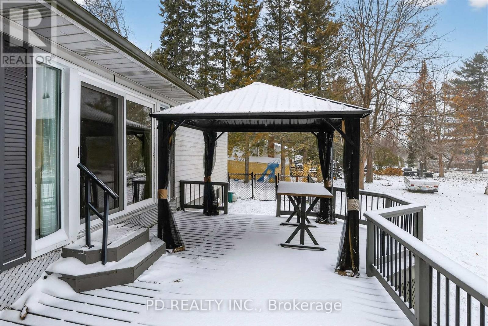 200 Charlore Park Drive, Kawartha Lakes (Omemee), Ontario  K0L 2W0 - Photo 40 - X12534030