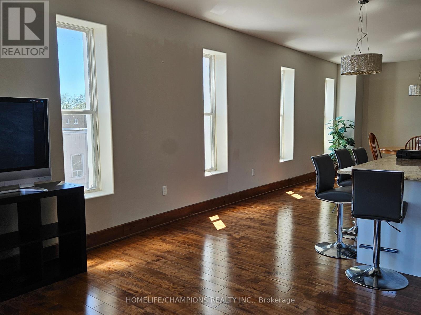 18 Bridge Street, Trent Hills (Campbellford), Ontario  K0L 1L0 - Photo 12 - X12533682