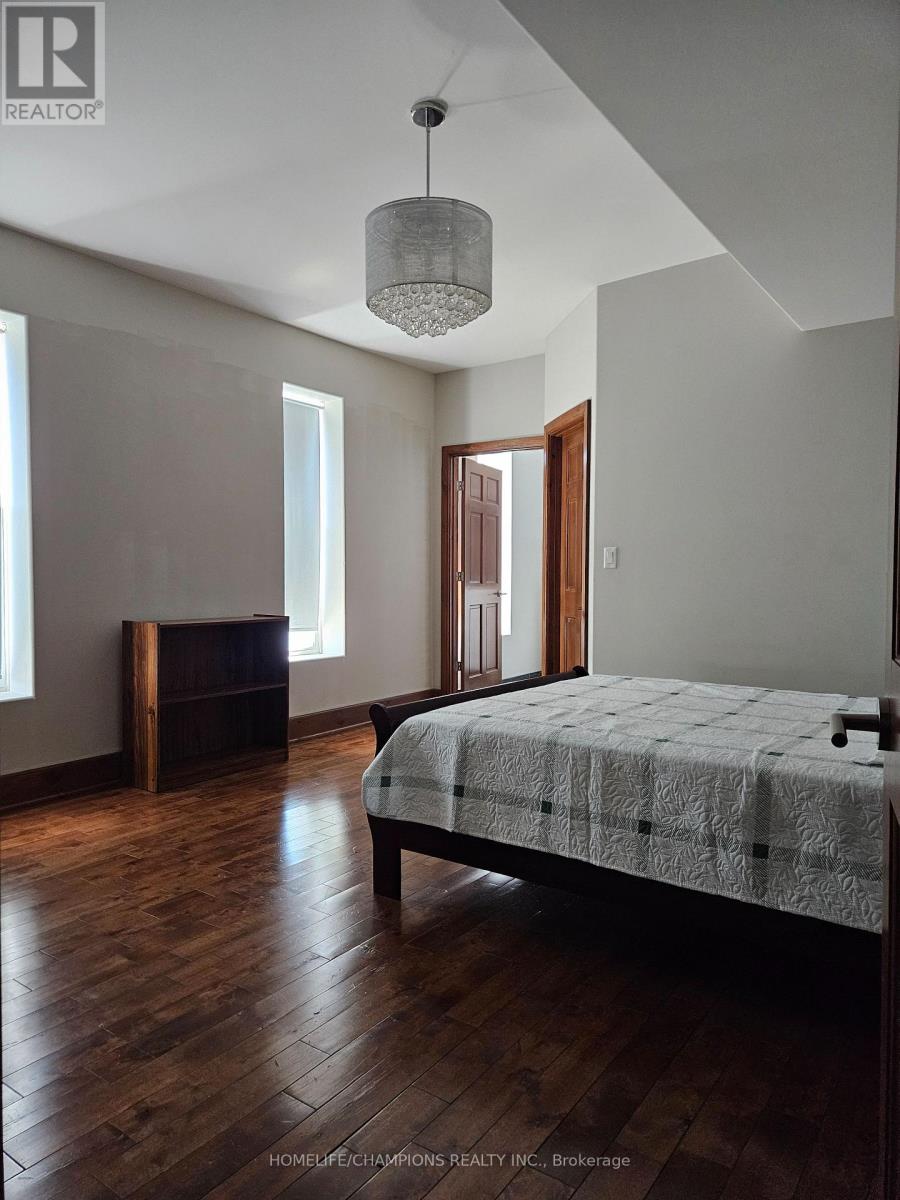 18 Bridge Street, Trent Hills (Campbellford), Ontario  K0L 1L0 - Photo 18 - X12533682