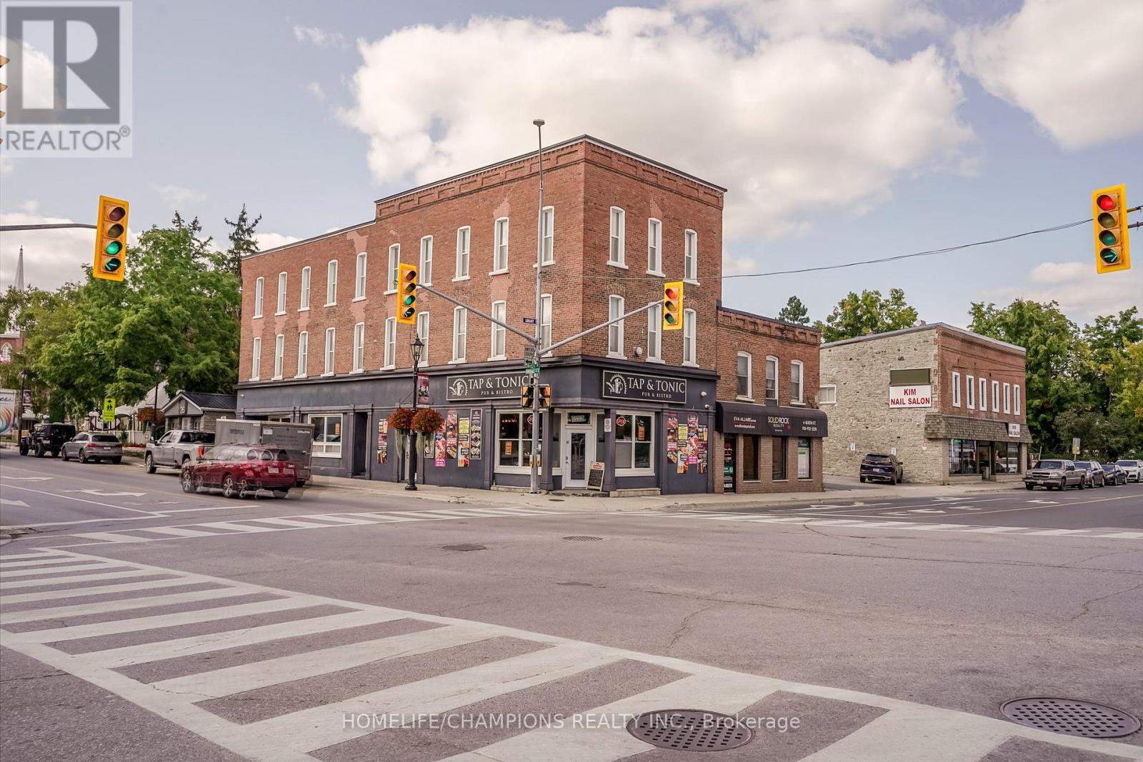 18 Bridge Street, Trent Hills (Campbellford), Ontario  K0L 1L0 - Photo 2 - X12533682