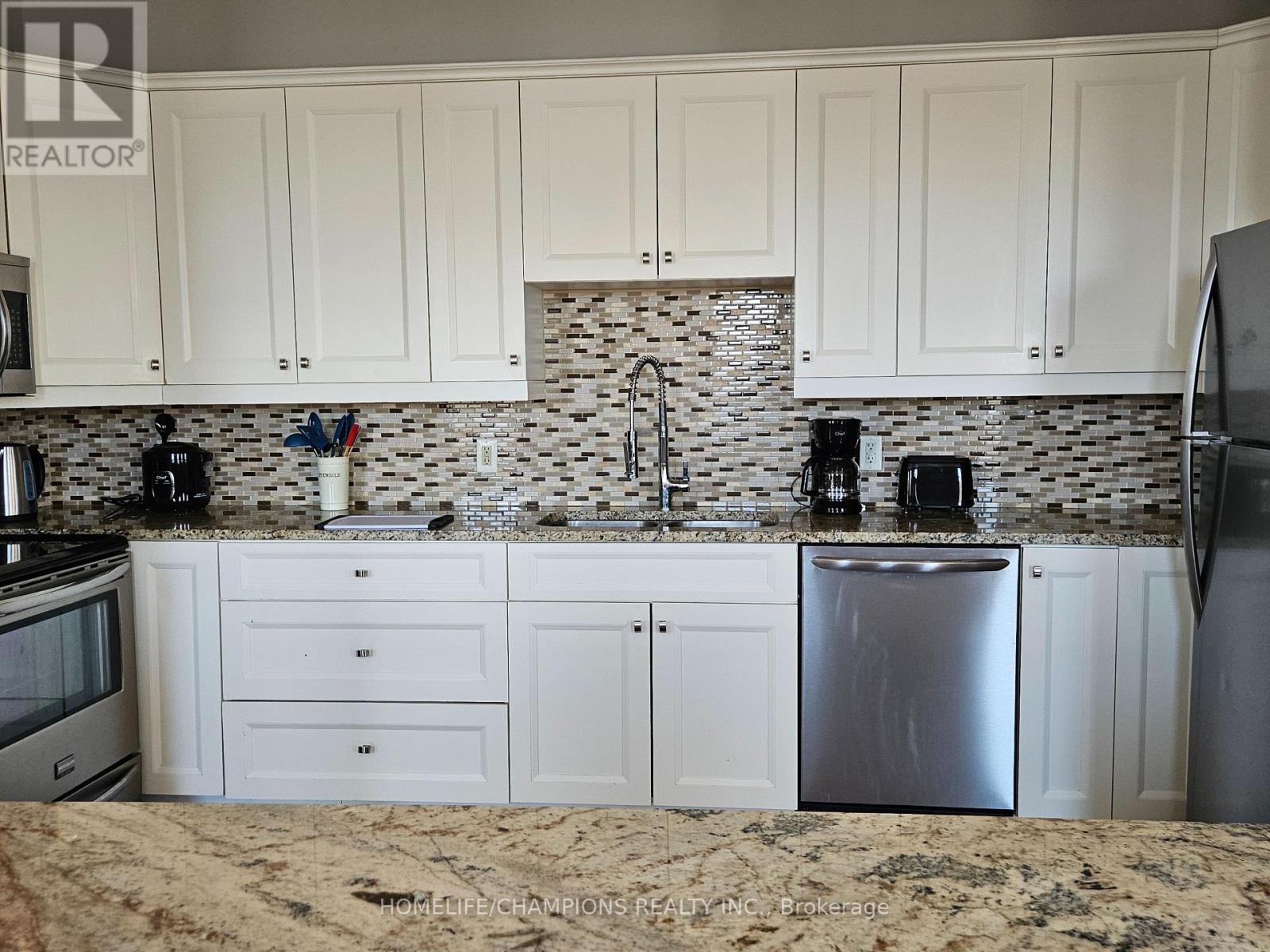 18 Bridge Street, Trent Hills (Campbellford), Ontario  K0L 1L0 - Photo 9 - X12533682