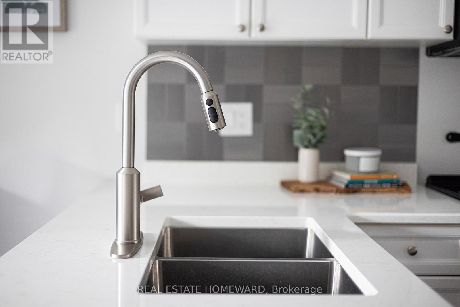 49 Waterview Lane, Clarington (Newcastle), Ontario  L1B 1P5 - Photo 14 - E12533958