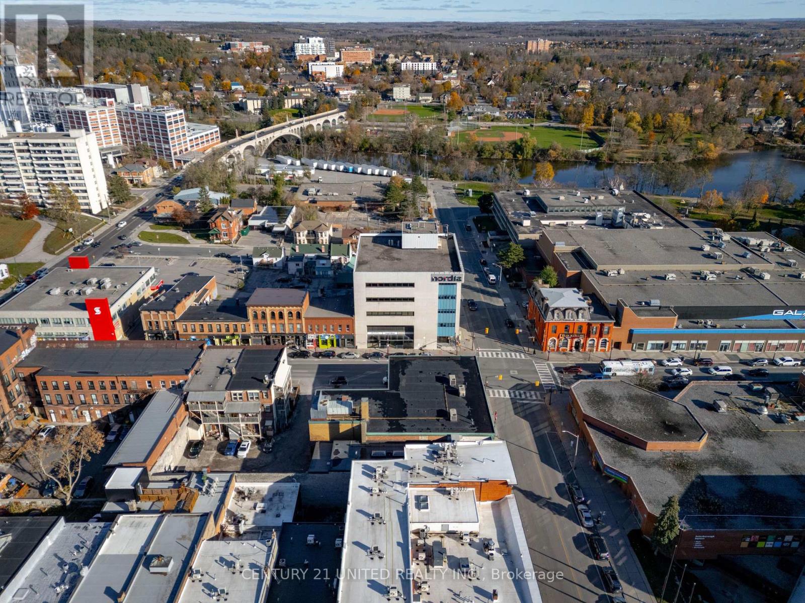 364 Water Street, Peterborough (Town Ward 3), Ontario  K9H 3L6 - Photo 9 - X12534394