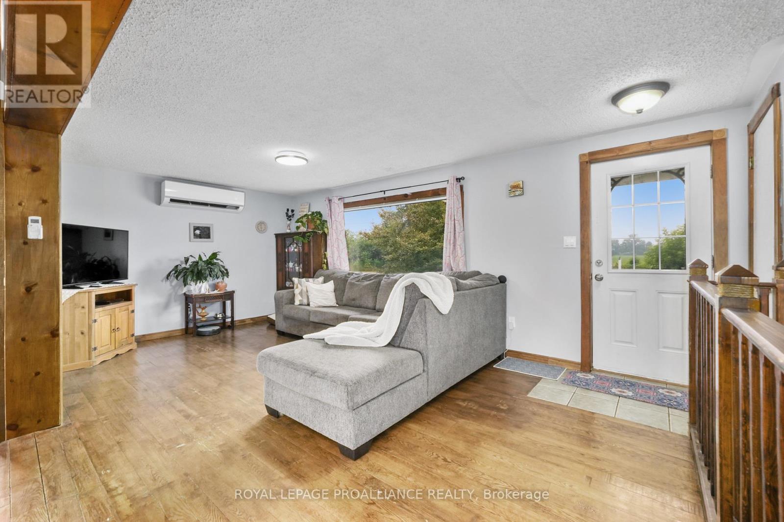 16 Mack Trail, Trent Hills, Ontario  K0L 1Z0 - Photo 7 - X12535982