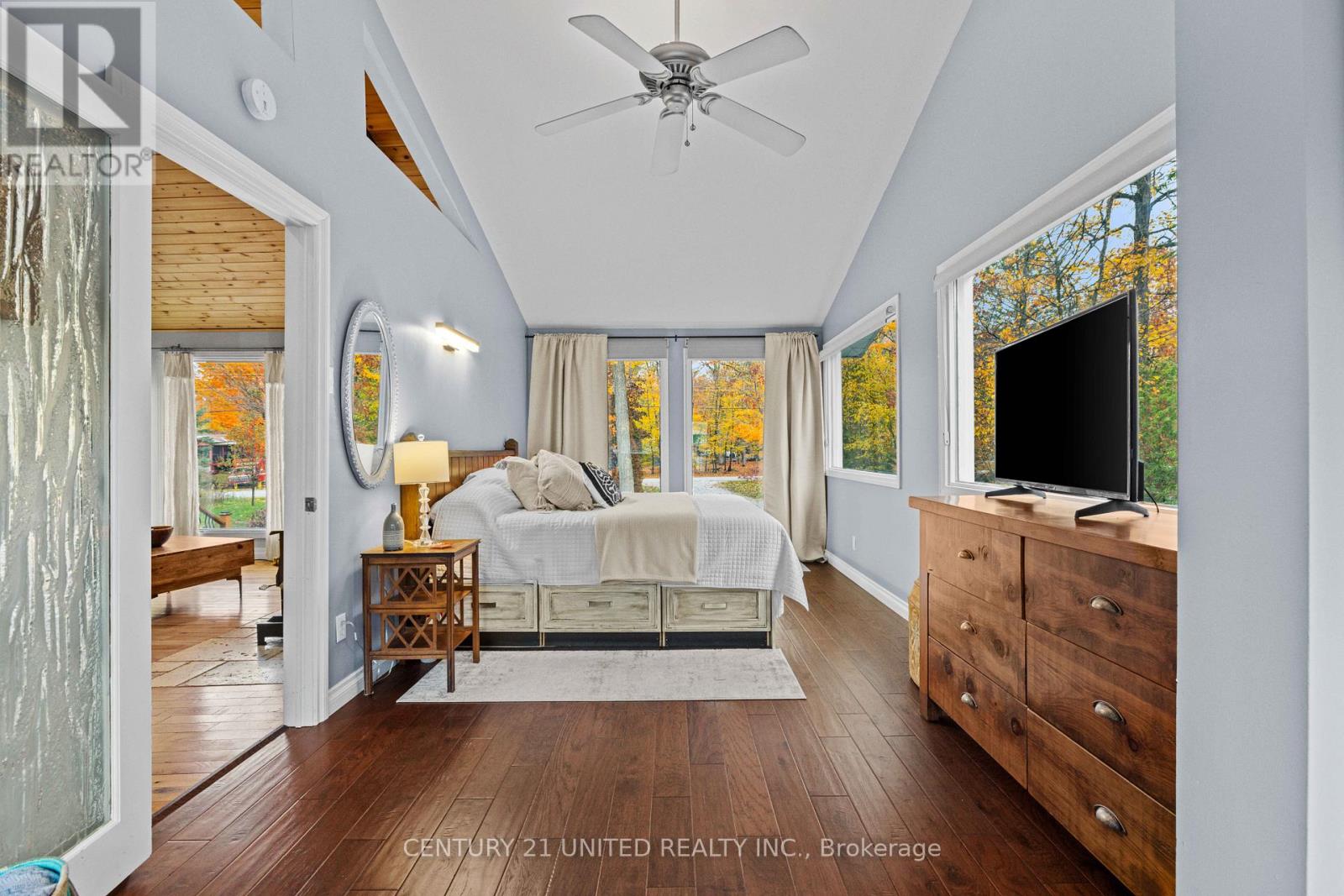 25 Sugarbush Boulevard, Trent Lakes, Ontario  K0L 1J0 - Photo 11 - X12536110