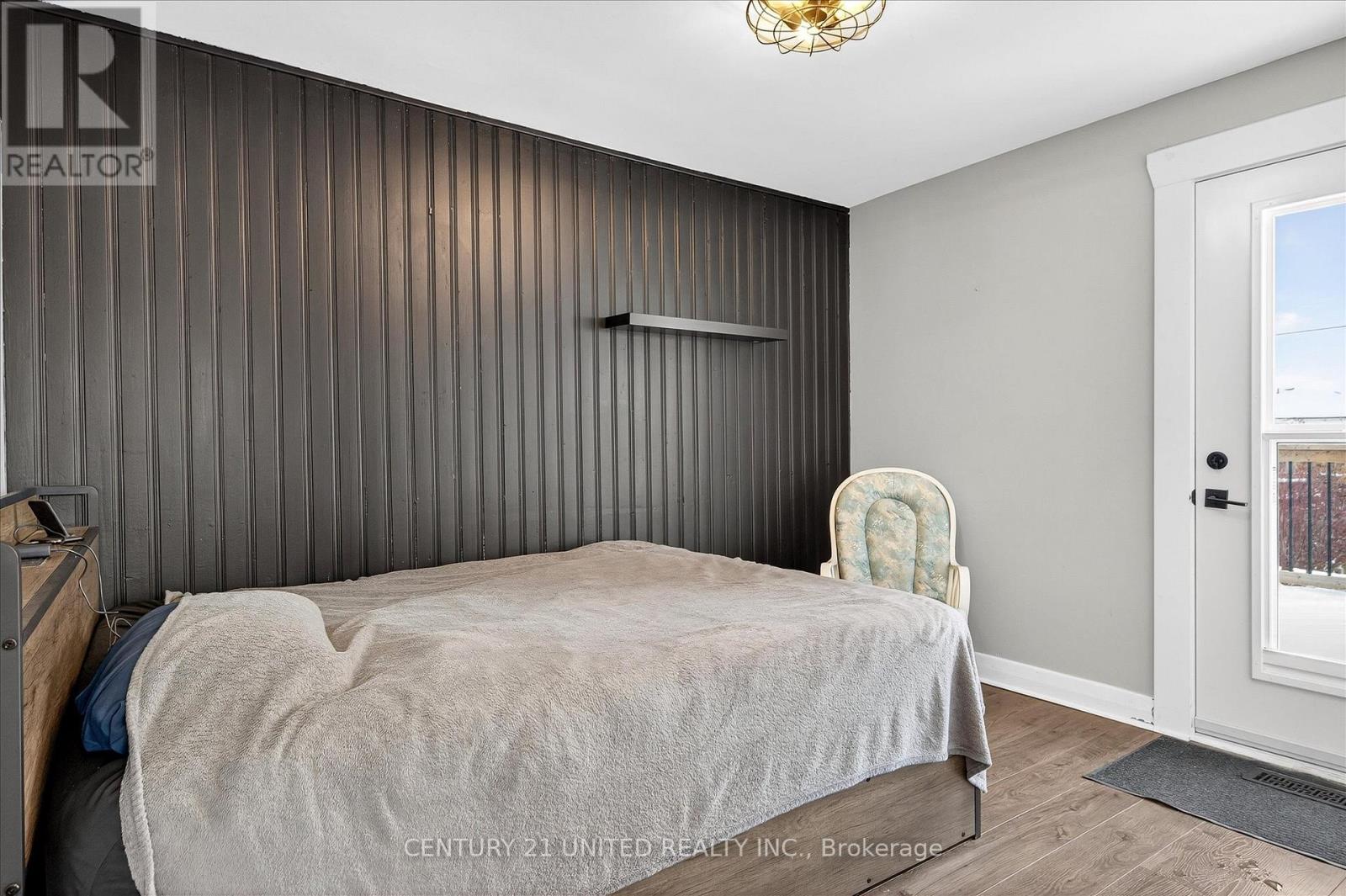 762 Cameron Street, Peterborough (Otonabee Ward 1), Ontario  K9J 3Z8 - Photo 22 - X12536180