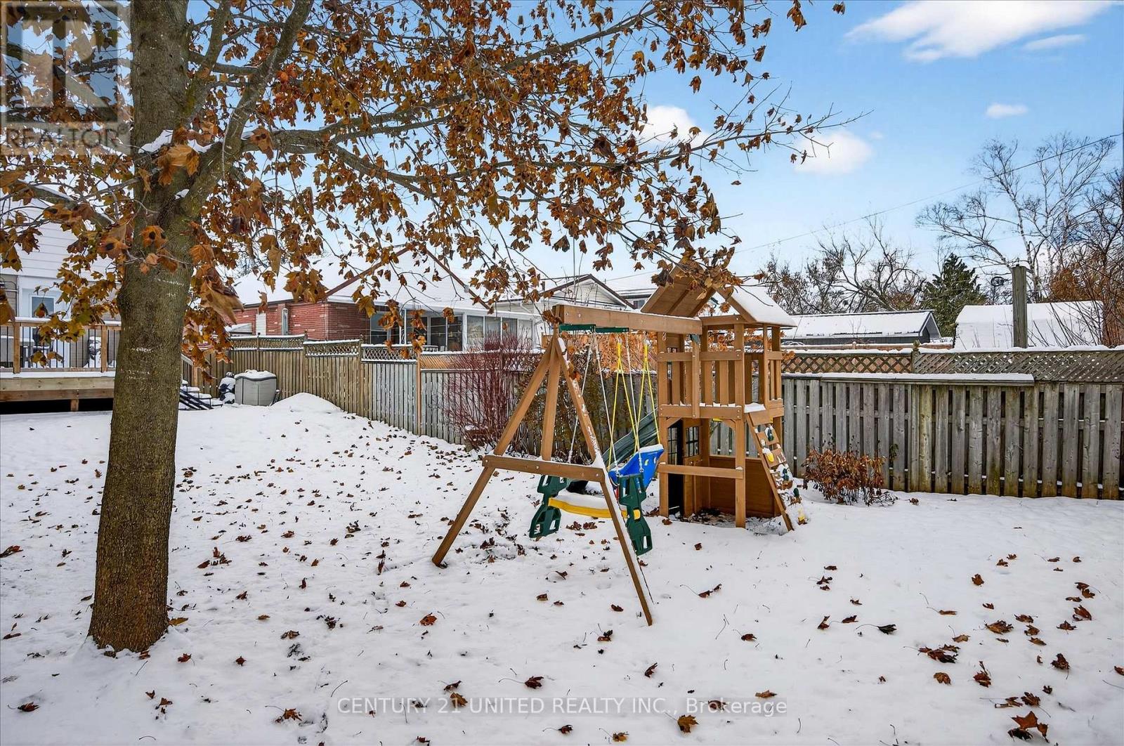 762 Cameron Street, Peterborough (Otonabee Ward 1), Ontario  K9J 3Z8 - Photo 46 - X12536180