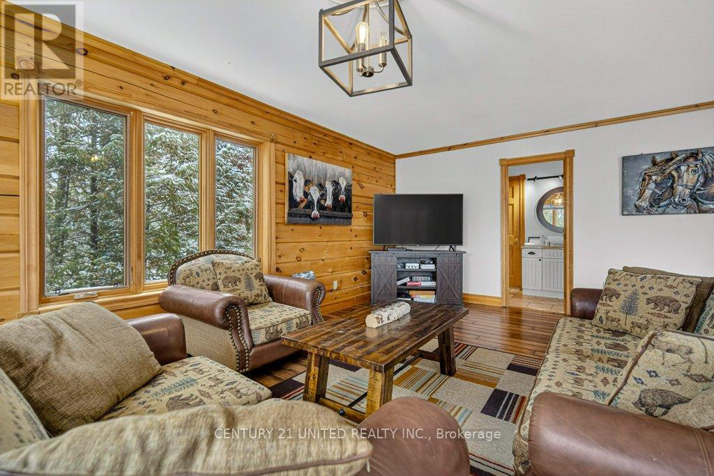 2 Darvell Lane, Trent Lakes, Ontario  K0L 1J0 - Photo 12 - X12536416