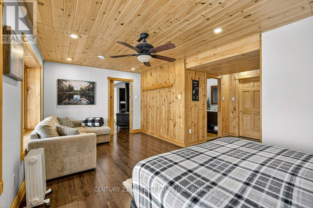 2 Darvell Lane, Trent Lakes, Ontario  K0L 1J0 - Photo 37 - X12536416