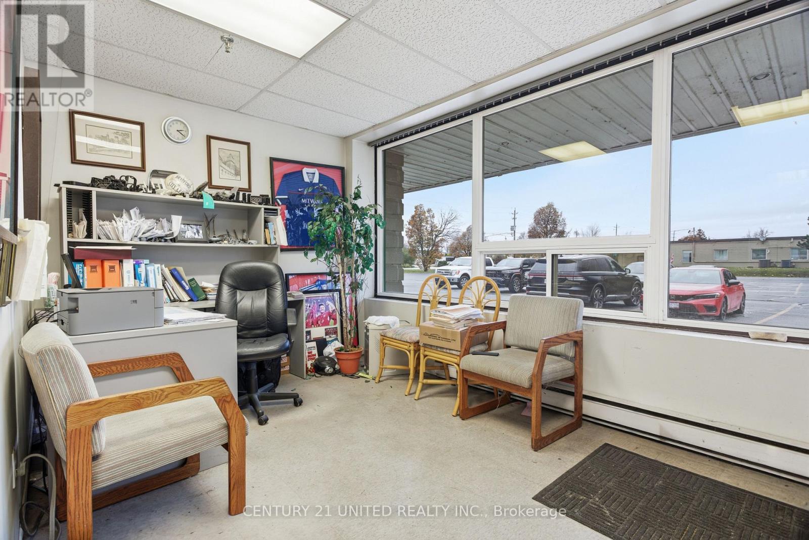 5 - 655 The Queensway, Peterborough (Otonabee Ward 1), Ontario  K9J 7M1 - Photo 3 - X12536436