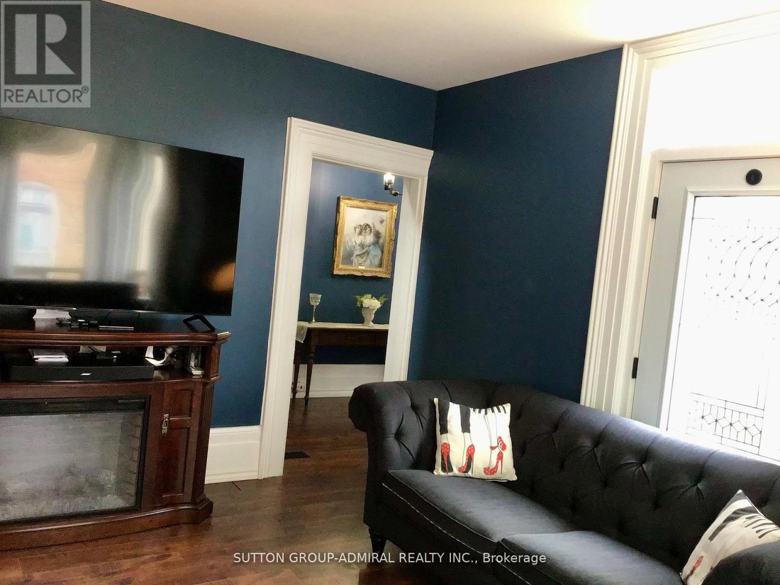 20 King Street W, Kawartha Lakes (Omemee), Ontario  K0L 2W0 - Photo 12 - X12536138