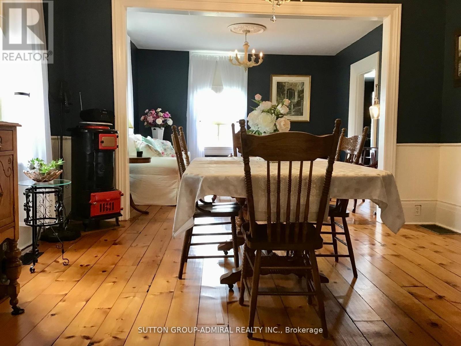 20 King Street W, Kawartha Lakes (Omemee), Ontario  K0L 2W0 - Photo 13 - X12536138