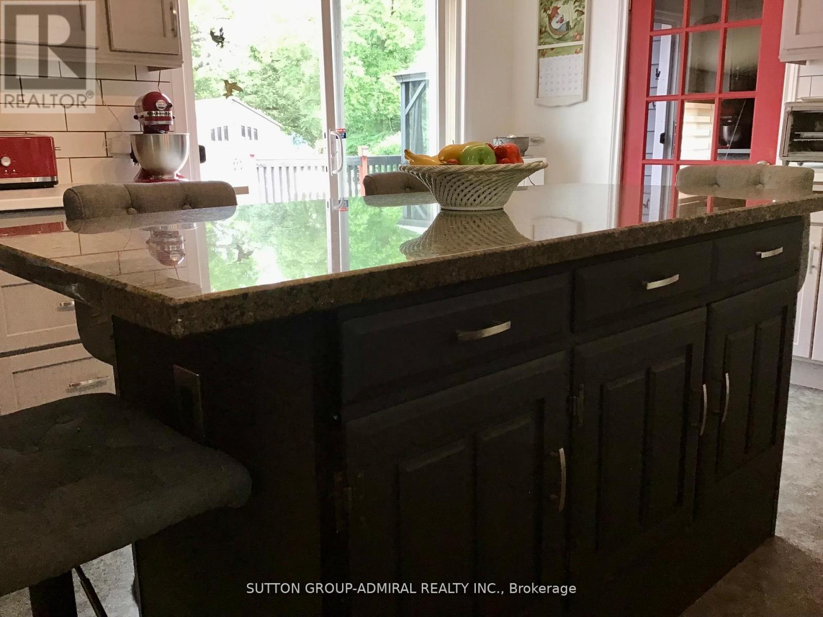 20 King Street W, Kawartha Lakes (Omemee), Ontario  K0L 2W0 - Photo 19 - X12536138