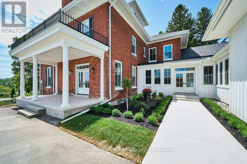 145 Belmont Drive, Clarington (Newcastle), Ontario  L1B 1G9 - Photo 3 - E12536772