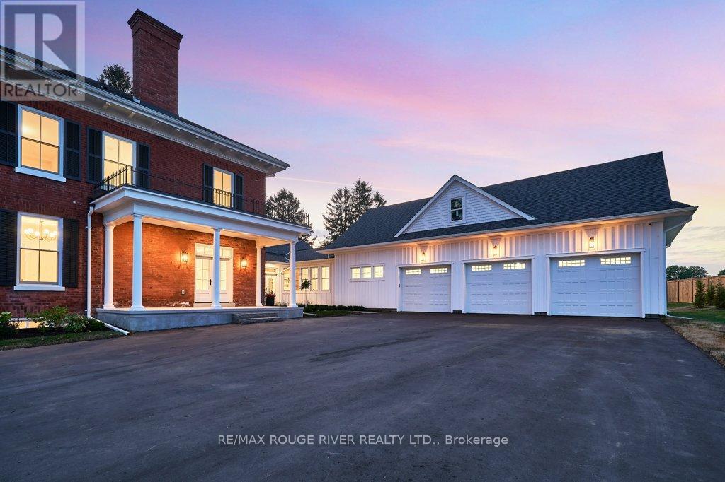 145 Belmont Drive, Clarington (Newcastle), Ontario  L1B 1G9 - Photo 4 - E12536772