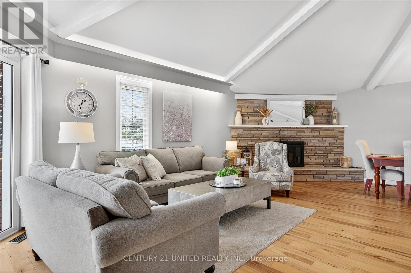 105 Ridgewood Road, Peterborough (Monaghan Ward 2), Ontario  K9J 1P2 - Photo 15 - X12537074