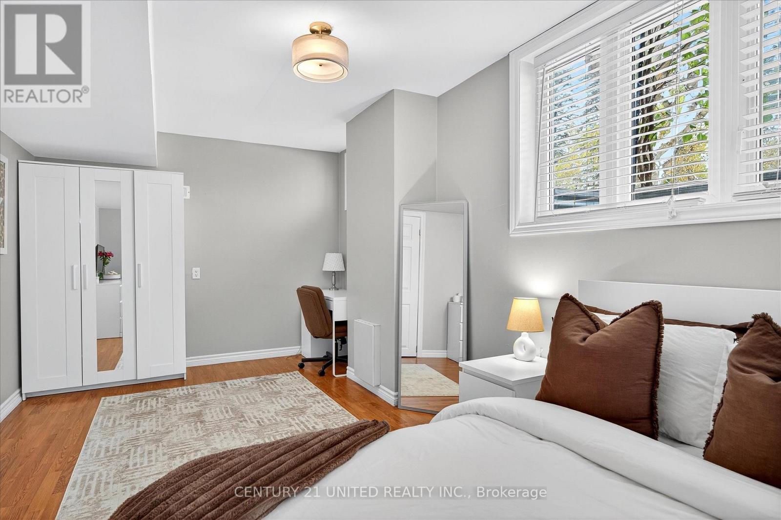 105 Ridgewood Road, Peterborough (Monaghan Ward 2), Ontario  K9J 1P2 - Photo 27 - X12537074