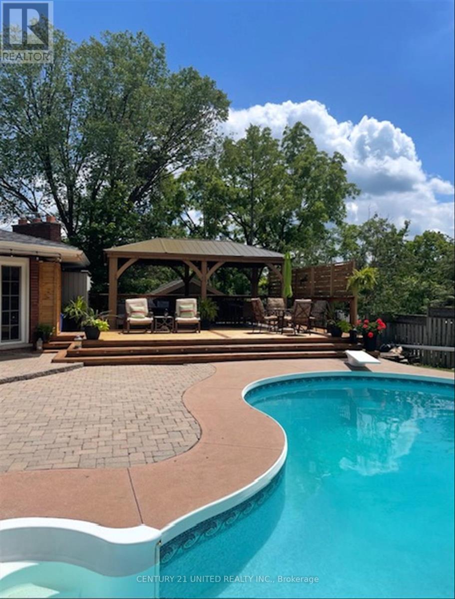 105 Ridgewood Road, Peterborough (Monaghan Ward 2), Ontario  K9J 1P2 - Photo 46 - X12537074