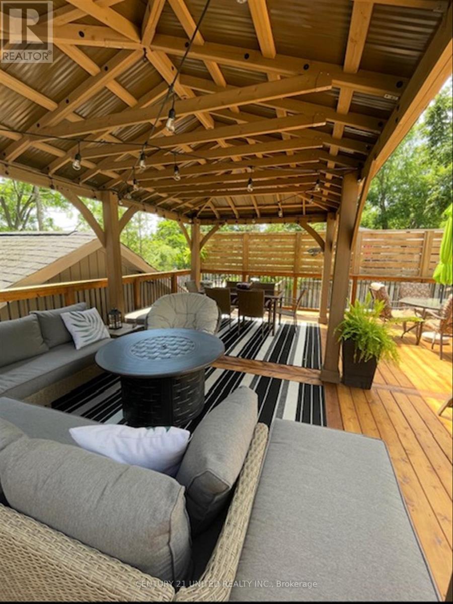 105 Ridgewood Road, Peterborough (Monaghan Ward 2), Ontario  K9J 1P2 - Photo 47 - X12537074