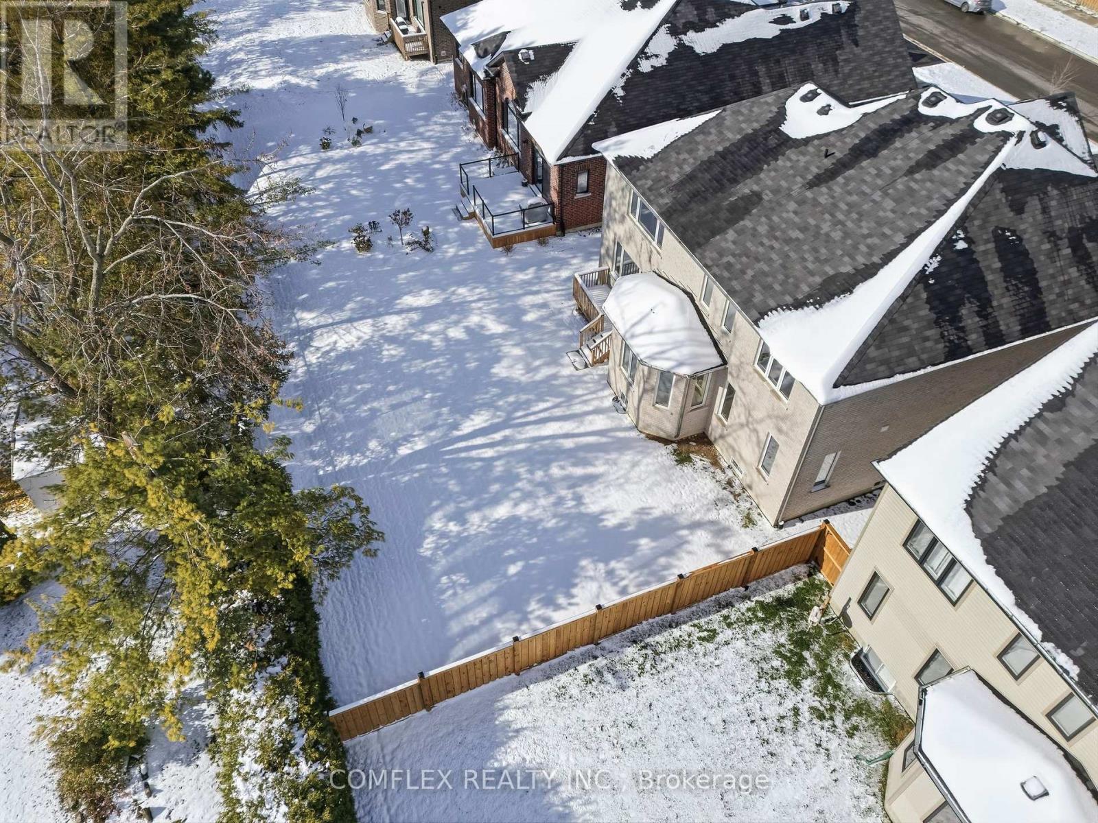 39 Connolly Road, Kawartha Lakes (Lindsay), Ontario  K9V 5H5 - Photo 38 - X12537238