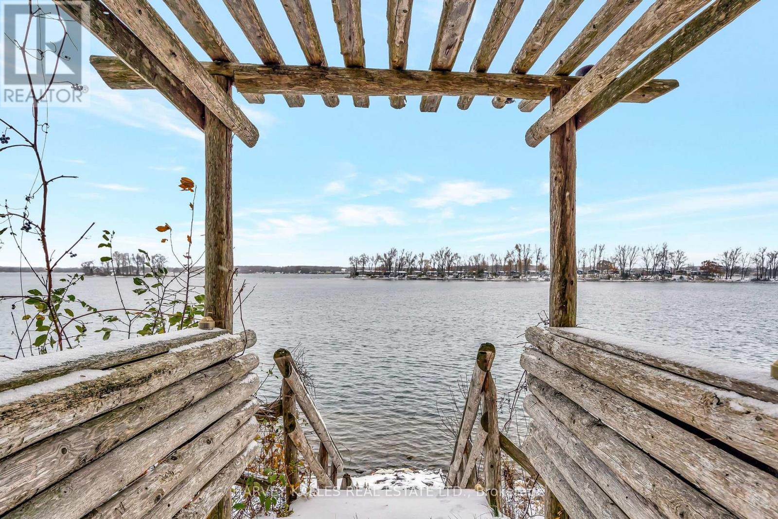 58 Valhalla Lane, Prince Edward County (Athol), Ontario  K0L 1P0 - Photo 15 - X12537246