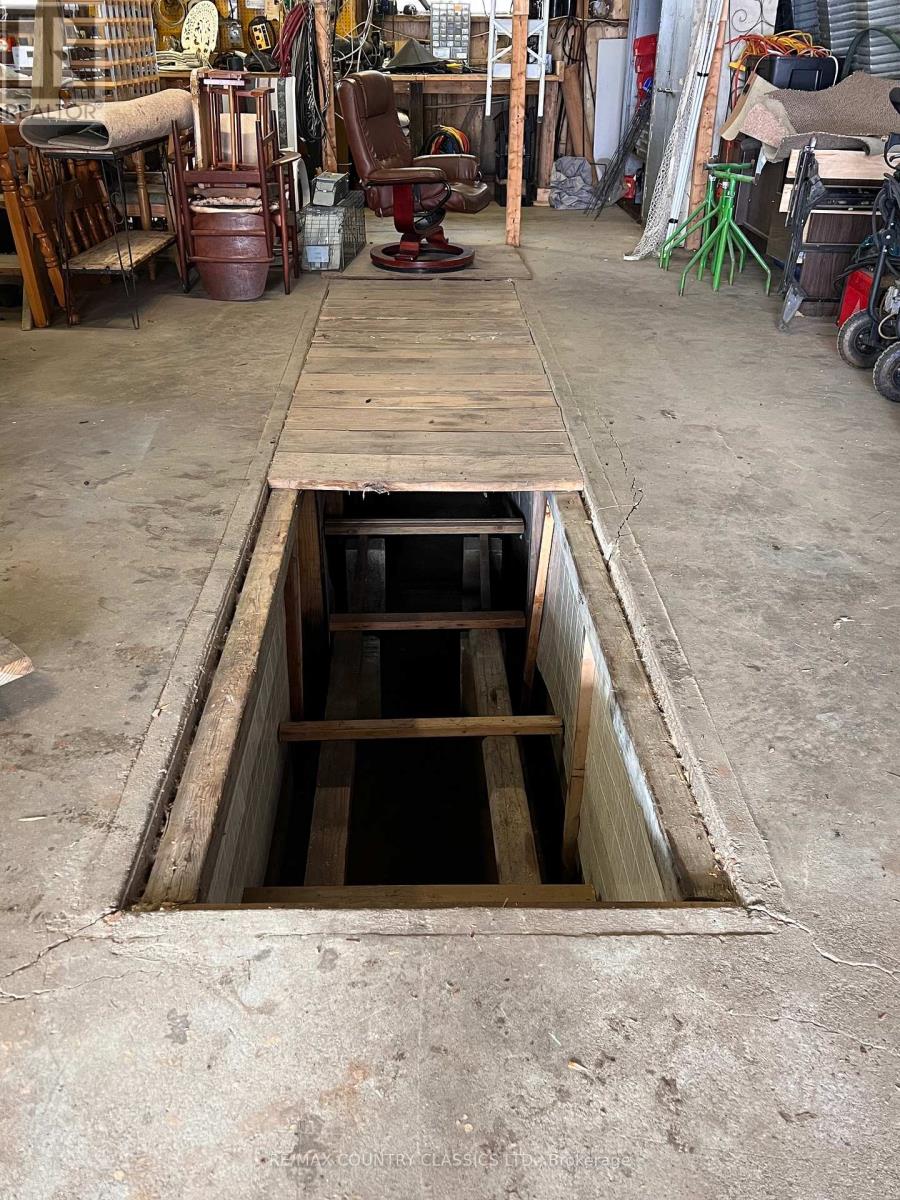 3559 South Baptiste Lake Road, Highlands East (Cardiff Ward), Ontario  K0L 2A0 - Photo 48 - X12537520