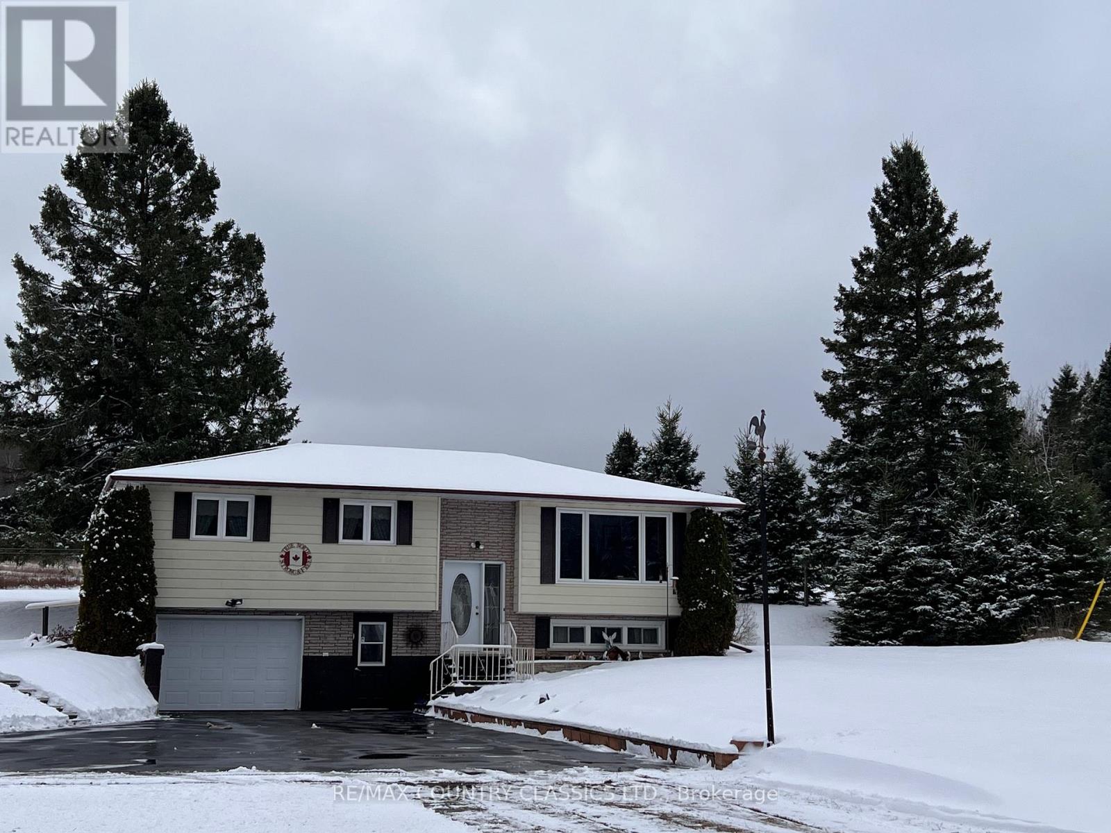 3559 South Baptiste Lake Road, Highlands East (Cardiff Ward), Ontario  K0L 2A0 - Photo 49 - X12537520